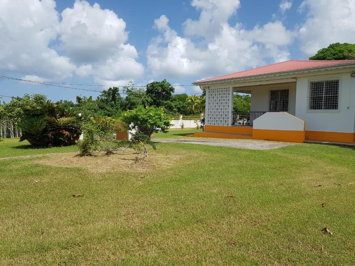 Kaz A Faup Villa Grand-Bourg Kültér fotó